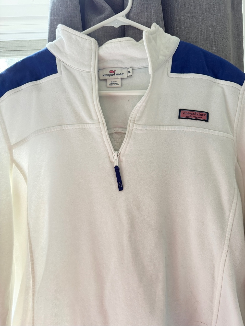 Vineyard Vines Men’s White Quarter-Zip Pullover with Blue Shoulder Panels